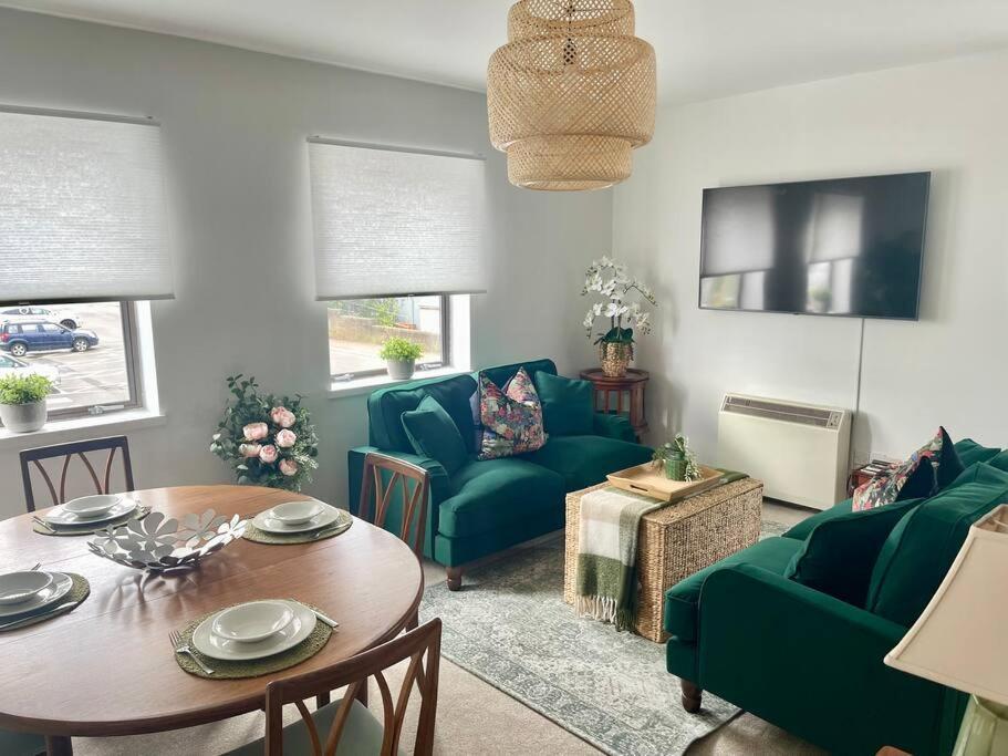 Luxury Spacious 2 Bed Apartment Shilton  Zewnętrze zdjęcie