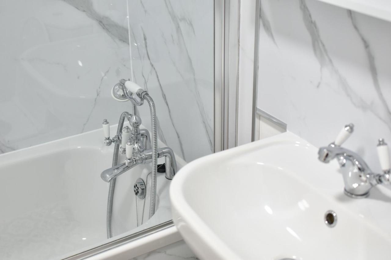 Luxury Spacious 2 Bed Apartment Shilton  Zewnętrze zdjęcie